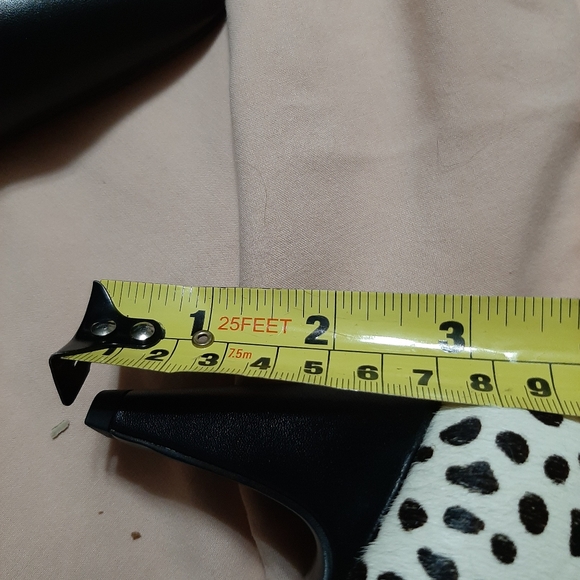NWOT B & W Leather Pumps size 7 - Picture 6 of 12